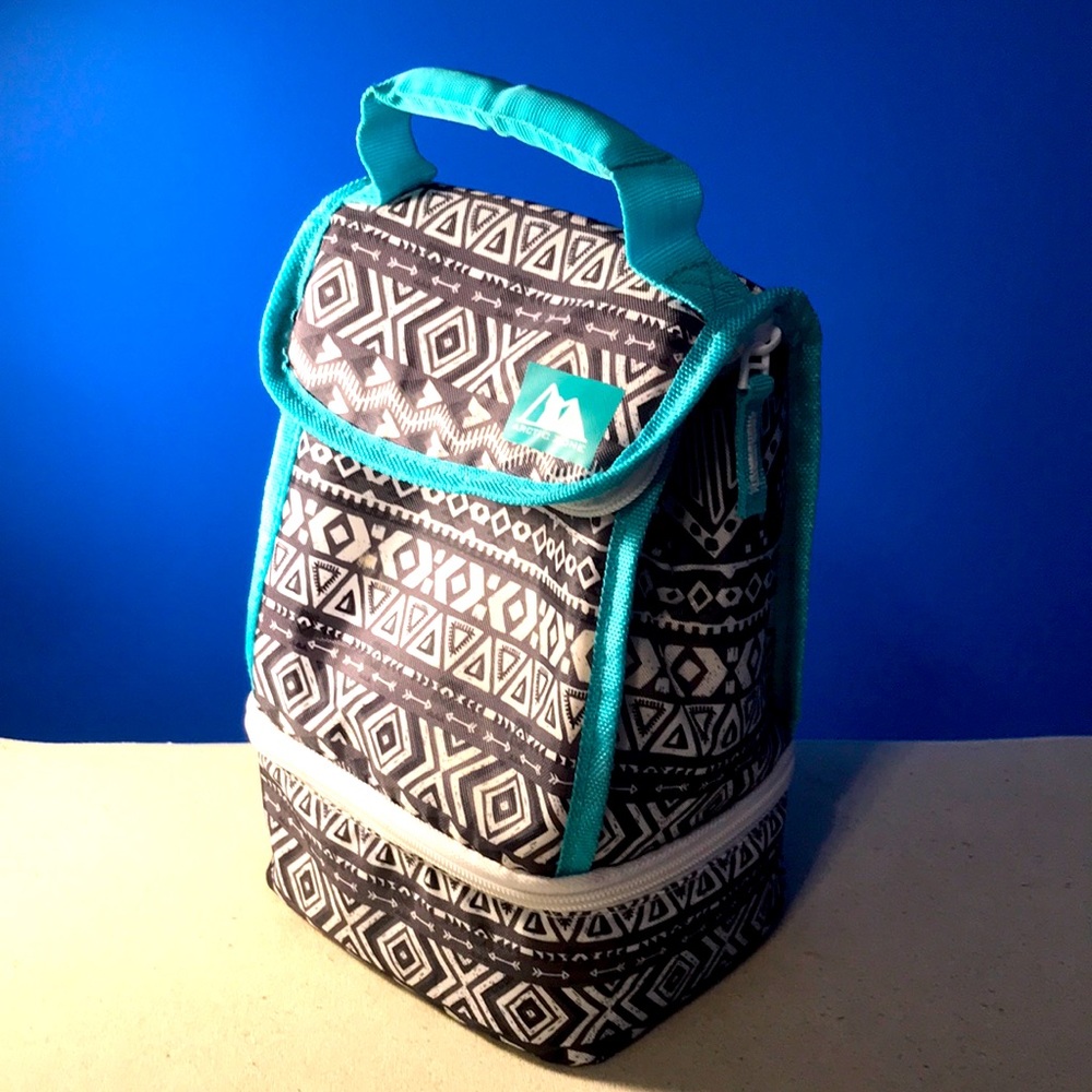 Brand new lunch box, in good condition.